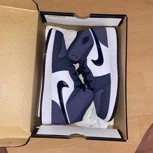 Jordan 1 Mid Sanded Purple GS